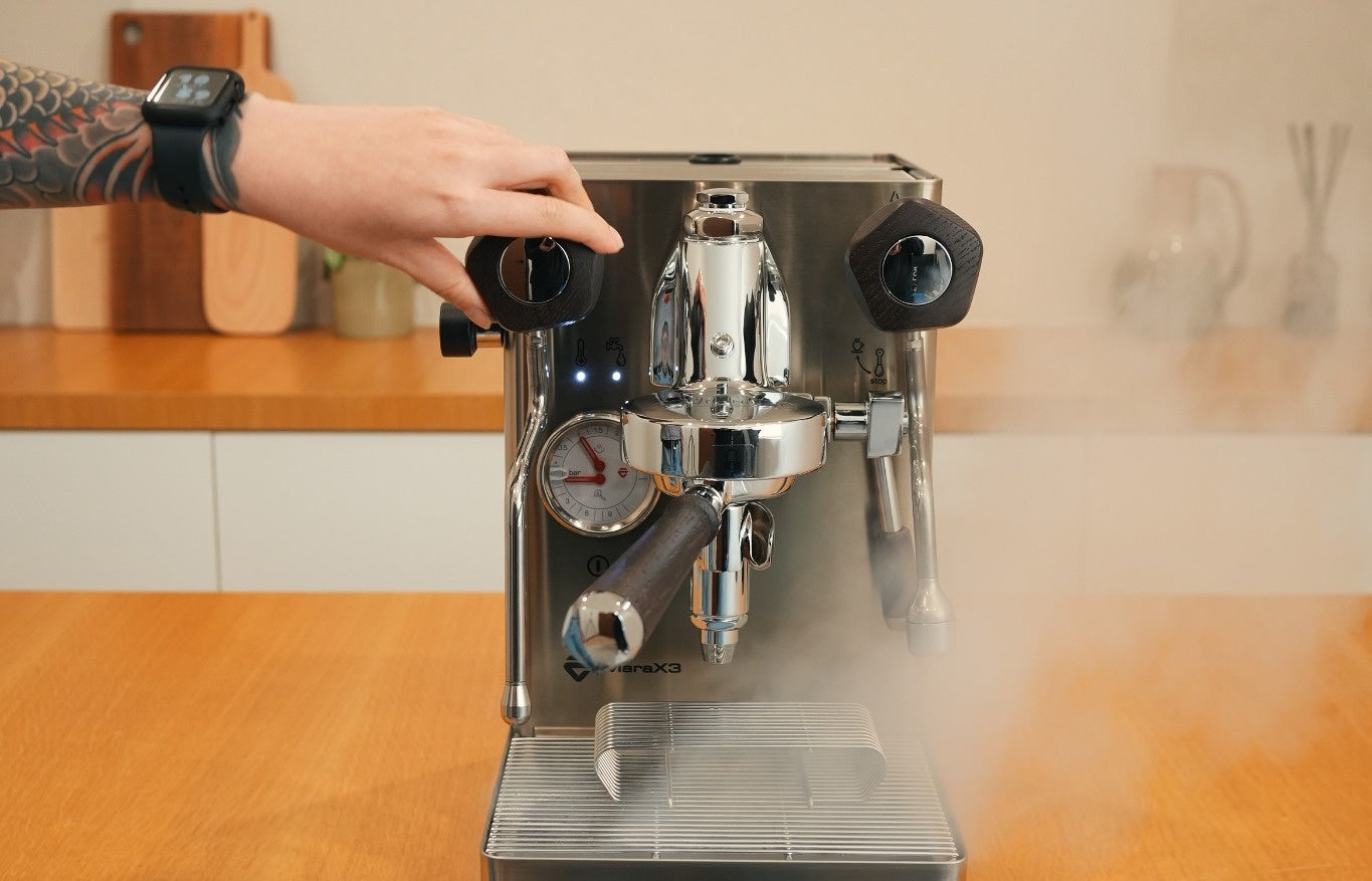 Lelit MaraX3: What Makes This Compact Machine Different?