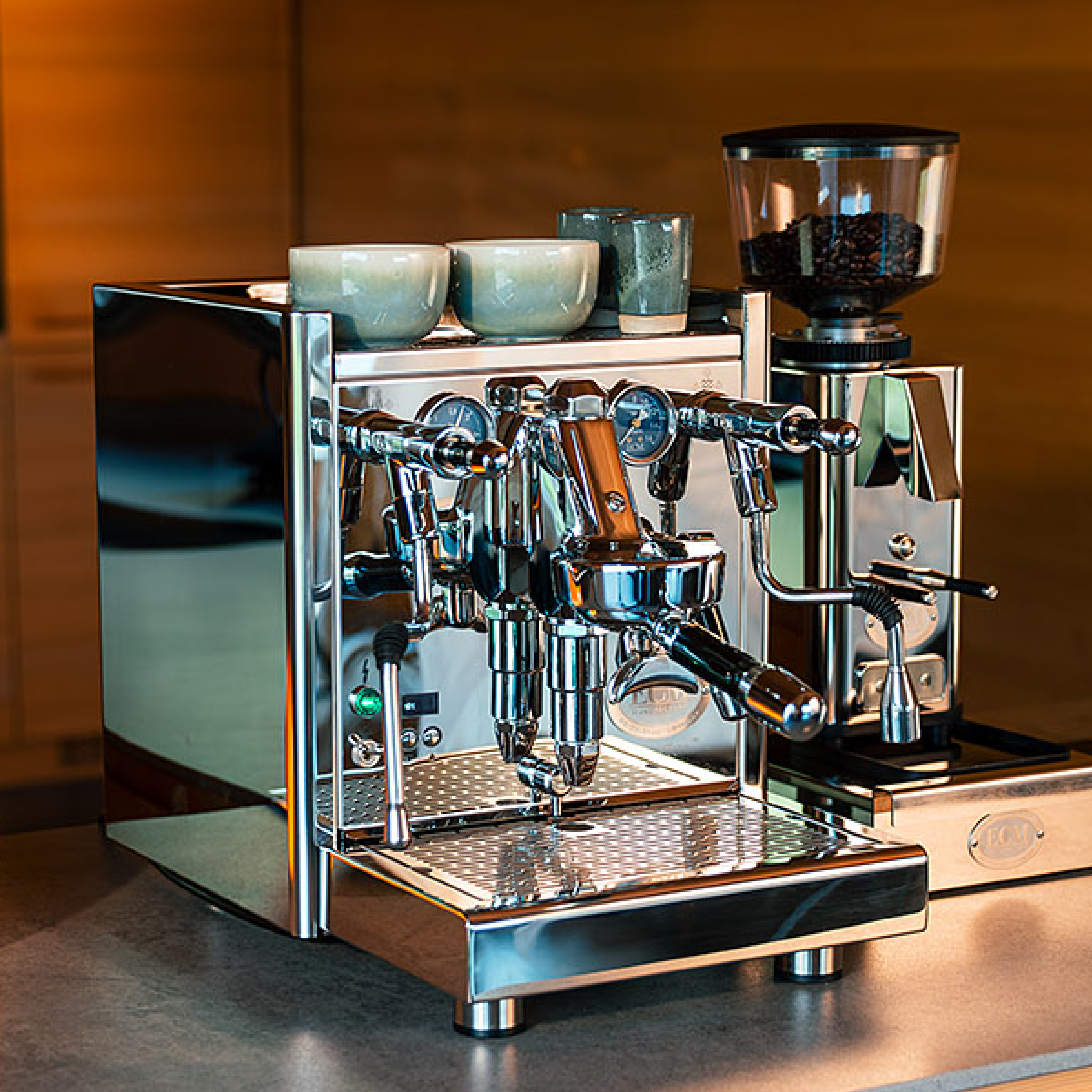 ECM Technika VI Dual Boiler Espresso Machine. Side view of the machine on countertop.