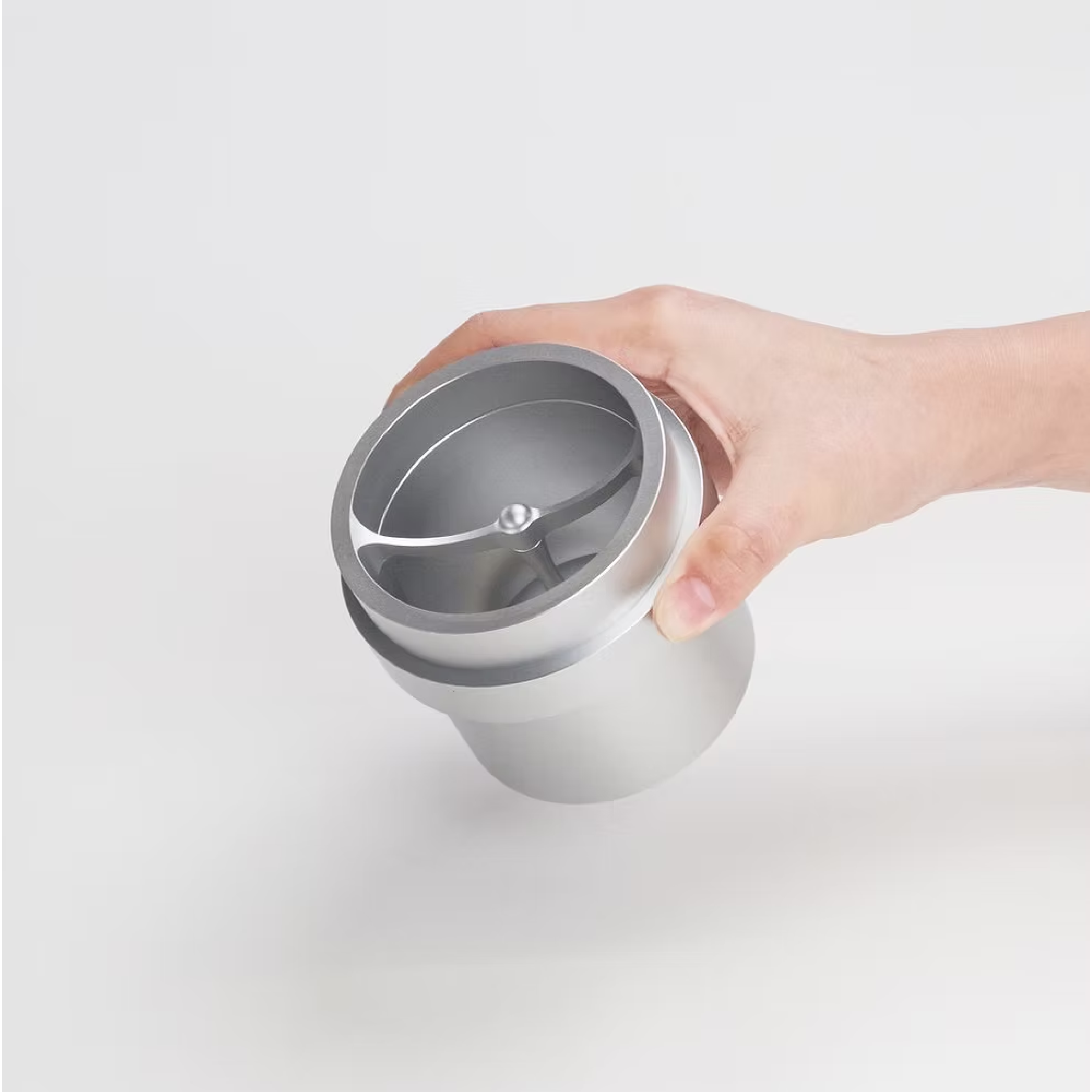 VERSA Magnetic Transfer Cup