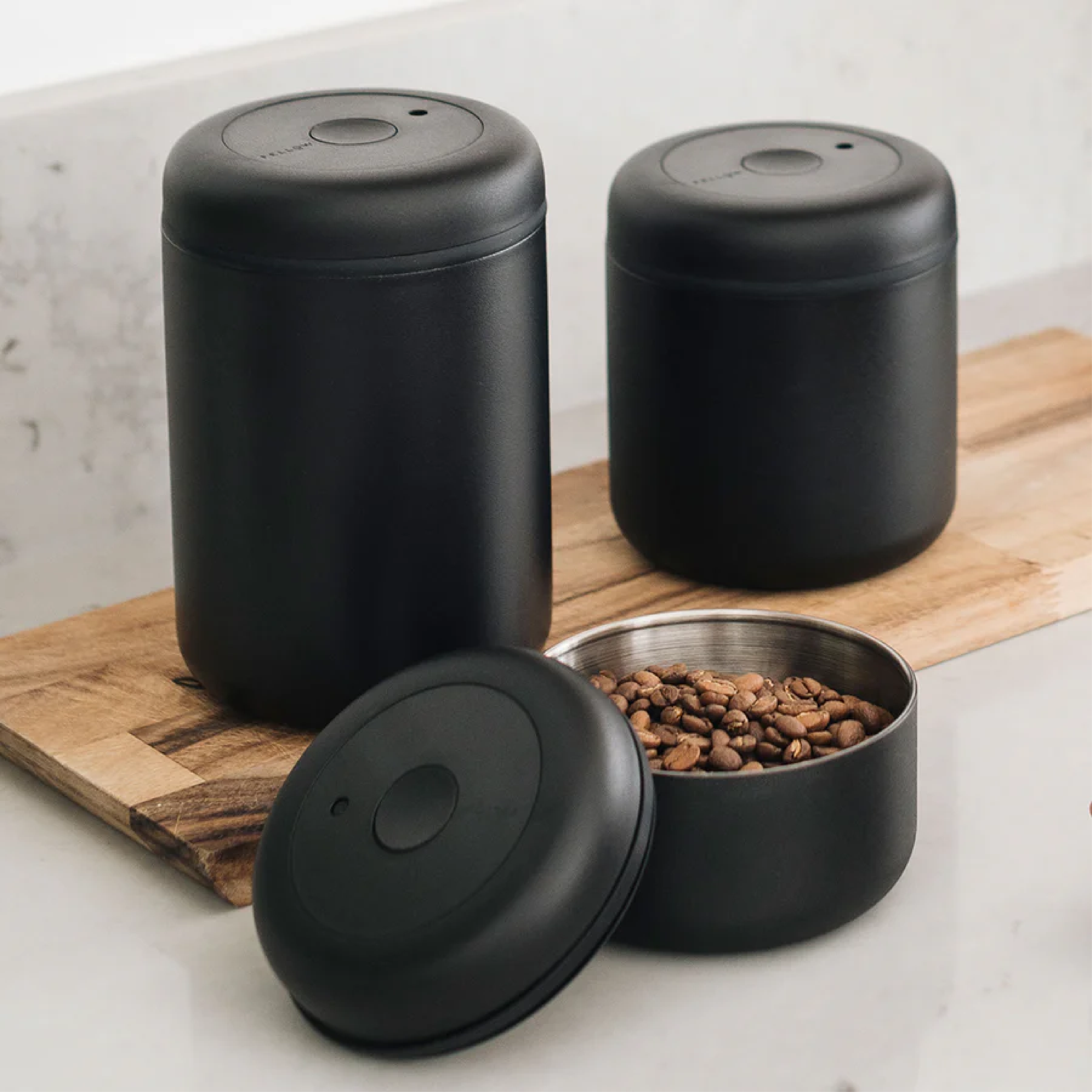 Fellow Atmos Coffee Vacuum Canister - Matt Black 0.7 Litre