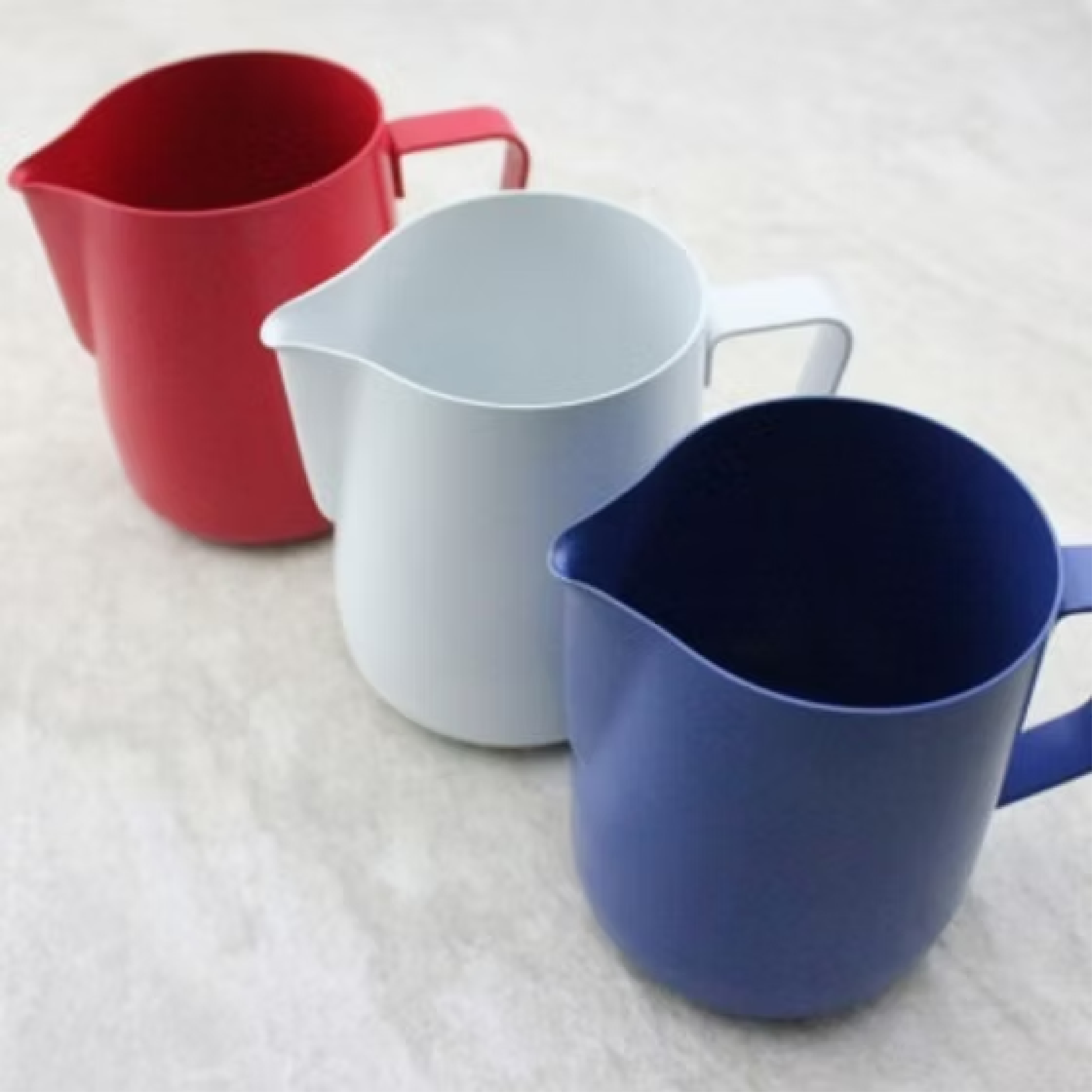 Rhino Stealth Milk Coloured Pitcher - 32oz/950ml